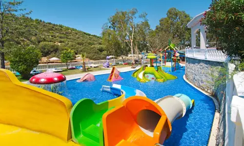 هتل توسان بیچ ریزورت کوش آداسی